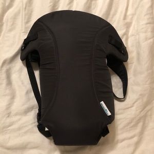 evenflo infant soft baby carrier creamsicle